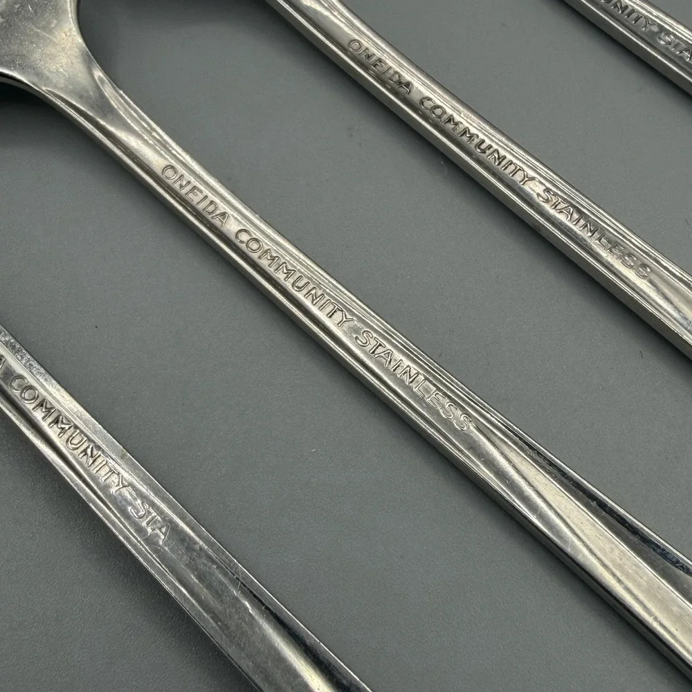 Cocktail Forks Oneida Community TWIN STAR 8pcs MCM Atomic Starburst Seafood